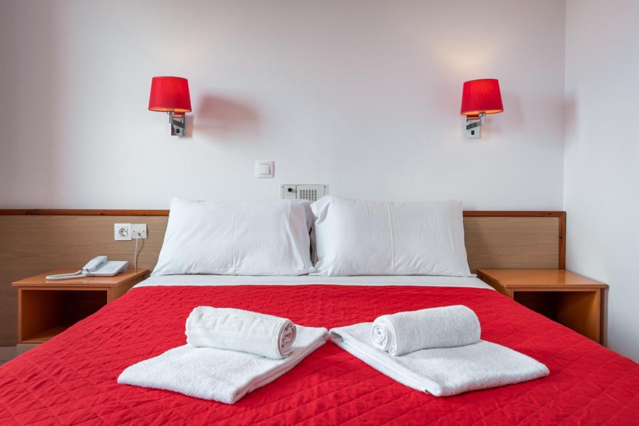 הרסוניסוס Bellos Hotel Apartments מראה חיצוני תמונה