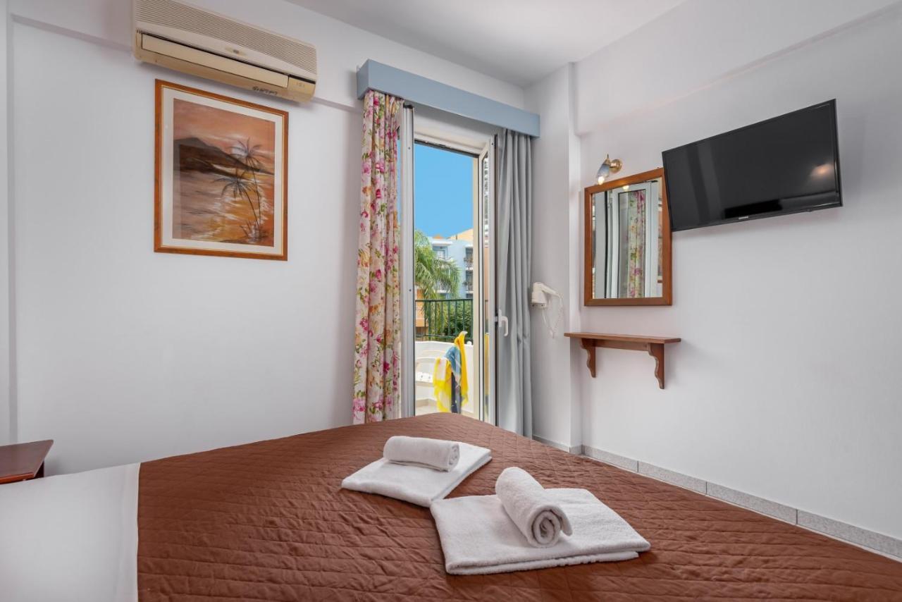 הרסוניסוס Bellos Hotel Apartments מראה חיצוני תמונה