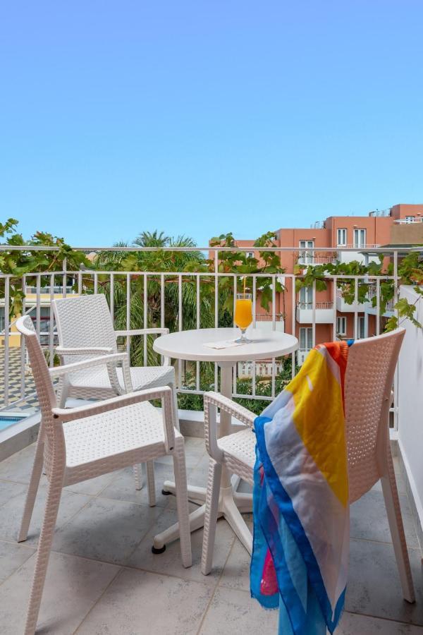 הרסוניסוס Bellos Hotel Apartments מראה חיצוני תמונה