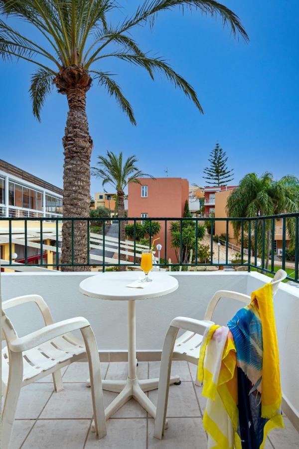 הרסוניסוס Bellos Hotel Apartments מראה חיצוני תמונה