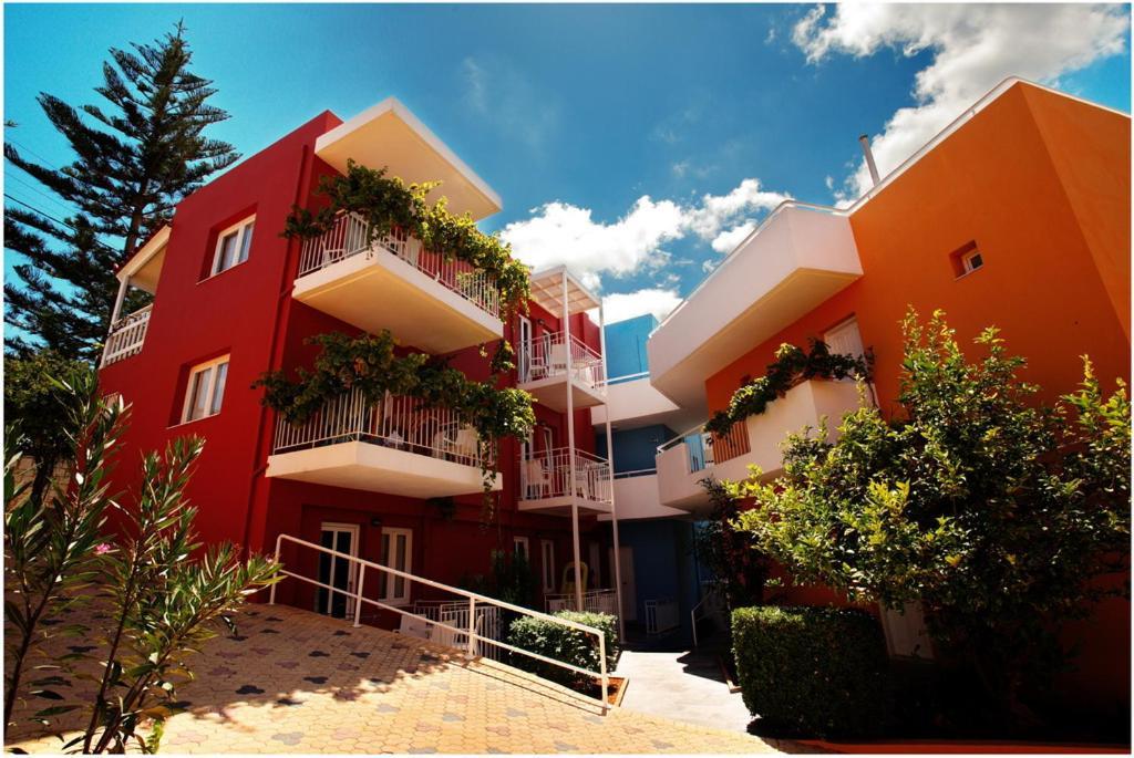 הרסוניסוס Bellos Hotel Apartments מראה חיצוני תמונה