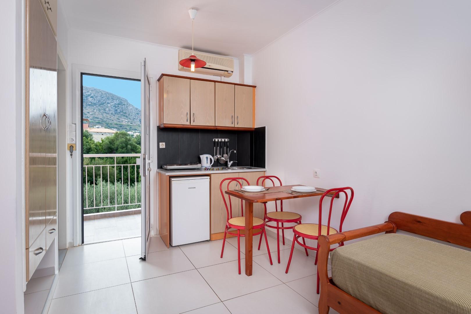 הרסוניסוס Bellos Hotel Apartments מראה חיצוני תמונה