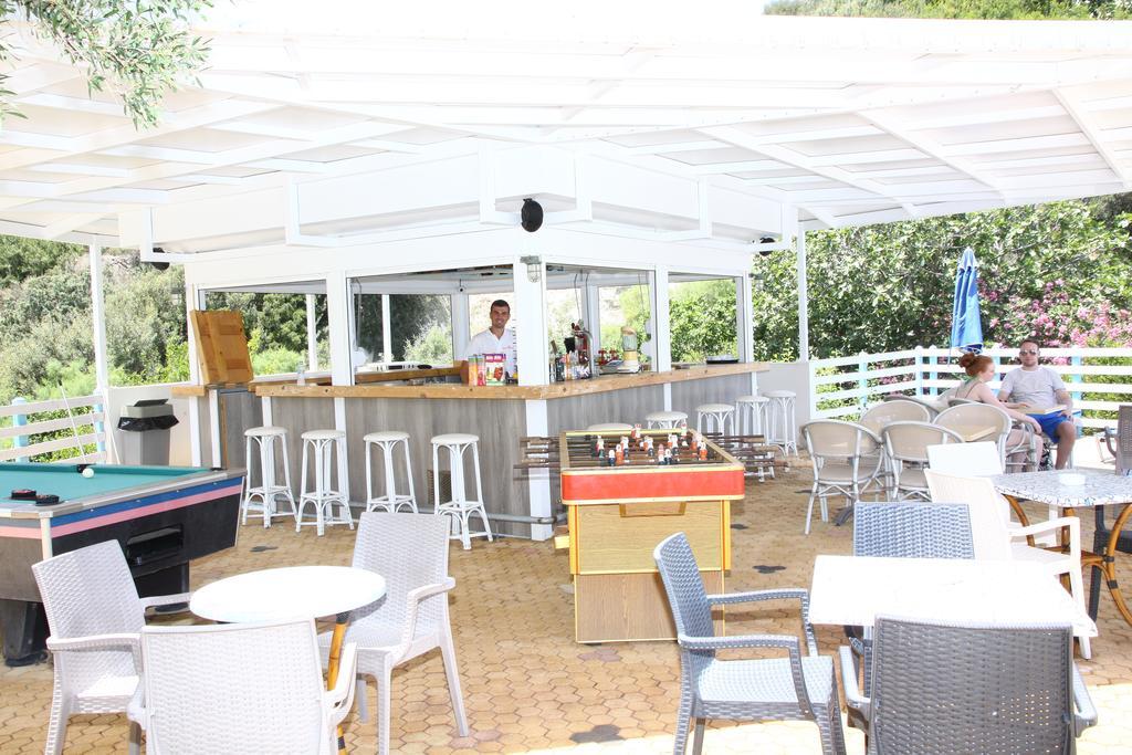 הרסוניסוס Bellos Hotel Apartments מראה חיצוני תמונה