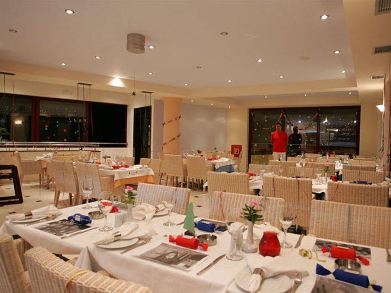 הרסוניסוס Bellos Hotel Apartments מראה חיצוני תמונה
