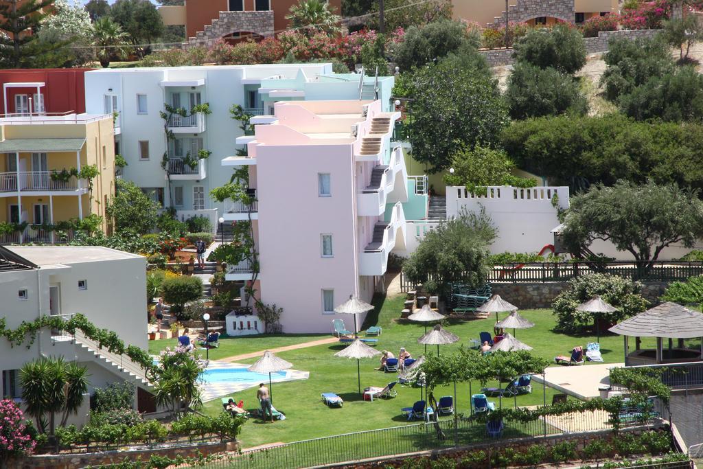 הרסוניסוס Bellos Hotel Apartments מראה חיצוני תמונה